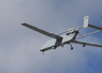 Безпілотники, якими атакують російські аеродроми, майже точно запускають з території рф, – розвідка Британії