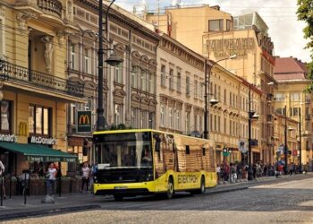 Через напівмарафон у Львові громадський транспорт курсуватиме зі змінами