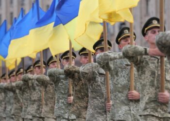 Хто і за яких умов може звільнитися з військової служби восени
