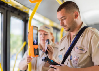 Київські контролери мають штрафувати щонайменше двох безбілетників за зміну, — документи