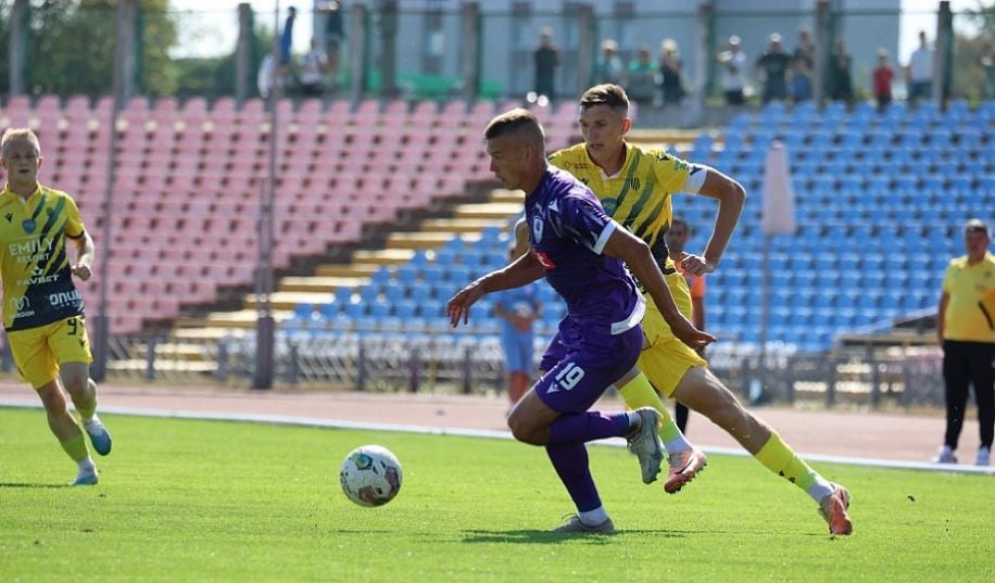 ЛНЗ вирвав перемогу у Руха в кінці матчу