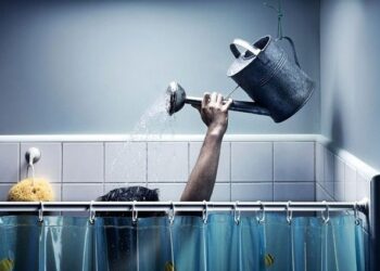 На декількох вулицях Сихова немає гарячої води. Коли відновлять