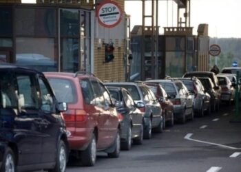 На кордоні на Львівщині утворились черги на виїзд. Де найбільше авто