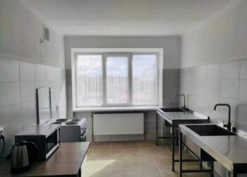 На Львівщині за 9 млн гривень ремонтують гуртожиток для переселенців