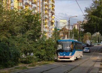 На Подолі вийшли на маршрути «нові старі» трамваї «Татра-Юг»