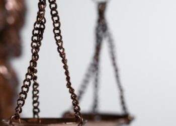 Судитимуть львівського держреєстратора за незаконну переєрестрацію будинку вартістю понад 150 млн грн