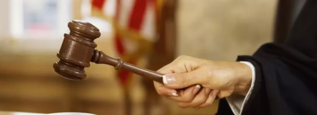 У Львові держреєстратор допоміг незаконно привласнити будівлю в центрі міста