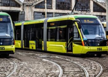 У Львові два трамваї тимчасово змінили маршрути