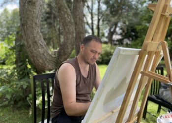 У Львові лікують воїна, у тілі якого застрягло 40 уламків ворожої міни