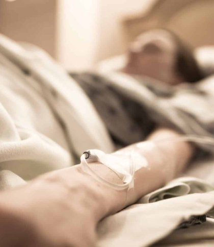 У Львові після пологів одна породілля померла, інша залишилась з інвалідністю: рідні звинувачують медиків