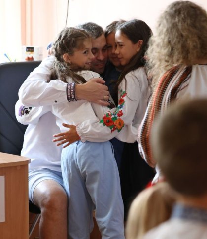 До уроку у Львівській школі приєднався військовий