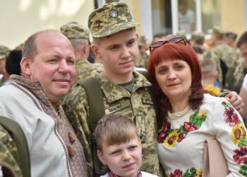 У Львові відбулася присяга курсантів ліцею імені Героїв Крут. Фото