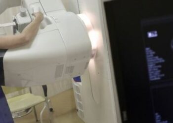 У Львові жінок запрошують зробити мамографію у вихідний: графік обстежень