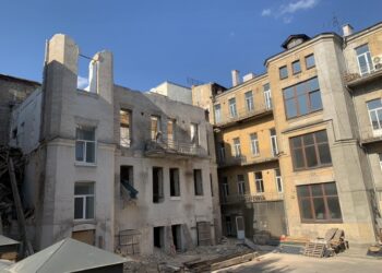 Забудовник незаконно отримав ділянку на Рейтарській 37, де руйнує історичну пам’ятку, —  Перов