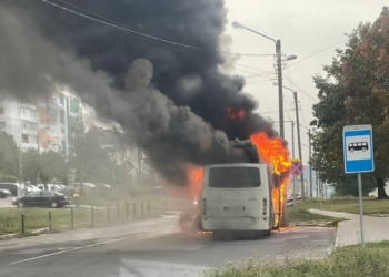У Львові горіла маршрутка