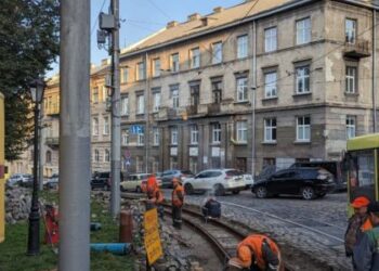 Через заміну колії трамваї у Львові курсуватимуть за зміненими маршрутами: деталі