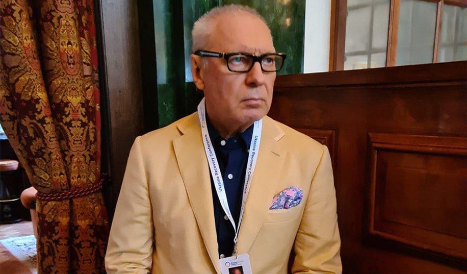 Хавбек Полісся зізнався, що президент клубу вчив його бити й обігравати