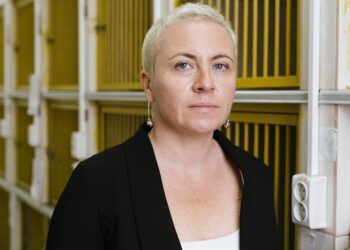 Керівницю притулку в Бородянці, в якому масово загинули собаки під час окупації, звільнили