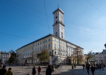 Коли можна піднятися на Ратушу у Львові і скільки це коштує