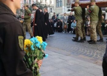 Львів 7 жовтня проведе в останню путь трьох полеглих Героїв