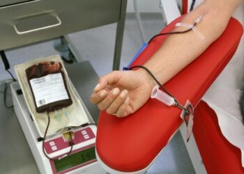 Мінздоров’я збільшило перелік медиків, які можуть переливати кров