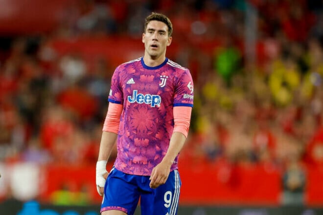 Почеттіно не захотів влітку підписувати Влаховича