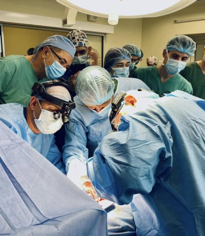 У Львові лікарі вперше в Україні здійснили унікальну пересадку комплексу “серце-легені”