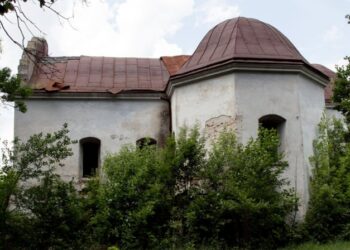 Власник костелу 17 століття на Львівщині, проданого за 36 тисяч грн, хотів скасувати його статус пам’ятки