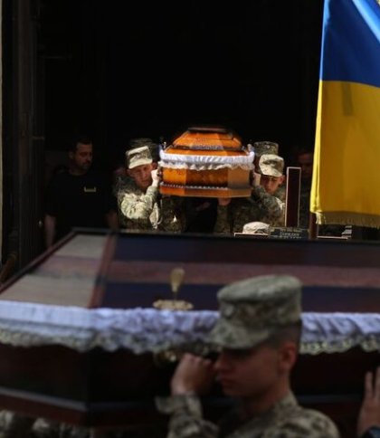 18 листопада у Львові прощатимуться з трьома захисниками України