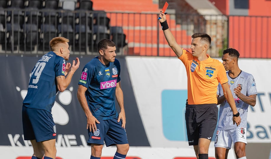 «4 з 5 червоних карток – вигадані». Чорноморець знову розкритикував арбітрів