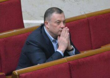 Нардепа Дубневича оголосили в міжнародний розшук