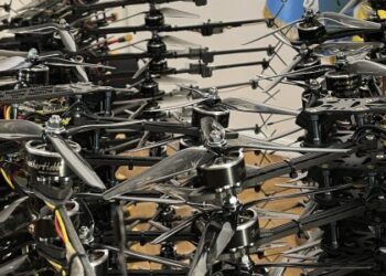 У Львівській ОВА передали понад 300 FPV-дронів для Сил оборони
