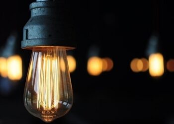 За яких умов можуть з’явитися графіки відключень світла в Києві