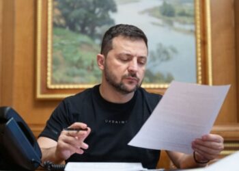 Зеленський підписав закон про держбюджет на 2024 рік. Чи зросте мінімальна зарплата та пенсія