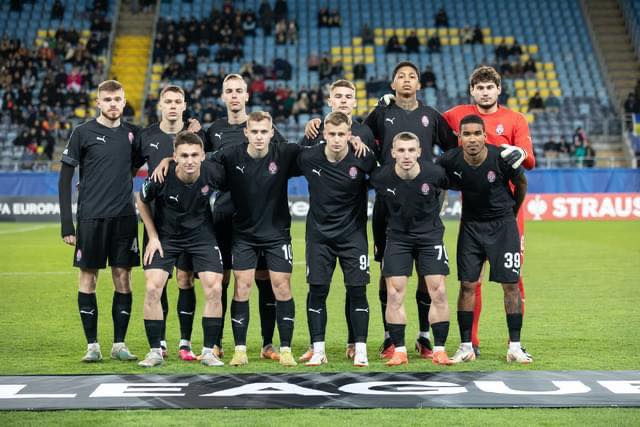 Зоря вирушила на перенесений матч із Маккабі у Лізі конференцій