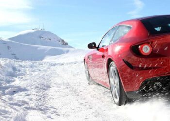 Авто заносить на снігу: як поводитися водіям | АВТО НОВИНИ |