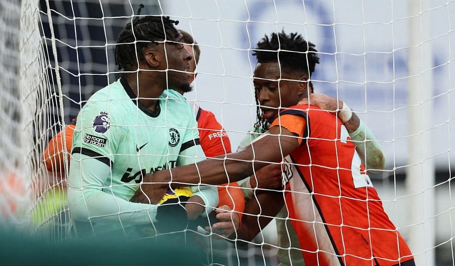 Челсі мало не втратив перемогу над Лутоном. Відеоогляд гри