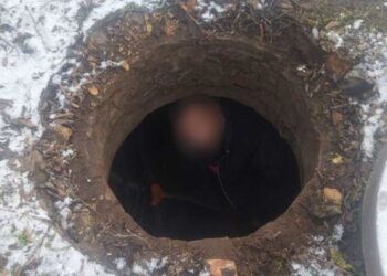 Черкаські поліцейські охорони на «гарячому» затримали крадія кабелю зв’язку — Новости Черкасс