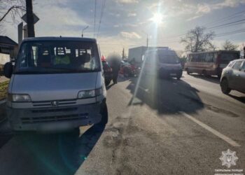ДТП у Тернополі на Микулинецькій 22 грудня – є травмовані