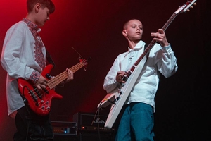 Новости Винницы и области / Юні вінницькі музиканти з гурту Contra Bass підкорили серця польської публіки / Інформаційний портал На Париже Новини Вінниці / Юні вінницькі музиканти з гурту Contra Bass підкорили серця польської публіки