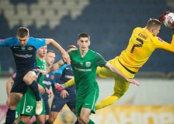 Кінець лідерству Дніпра-1, вражаюча форма ЛНЗ та легка перемога Шахтаря | Футбол |
