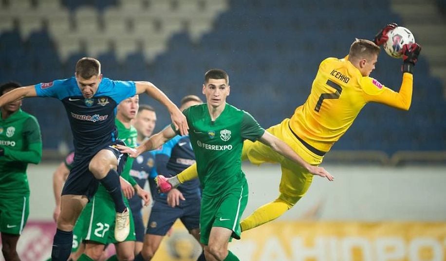 Кінець лідерству Дніпра-1, вражаюча форма ЛНЗ та легка перемога Шахтаря