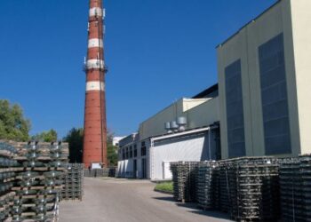 Львівську ізоляторну компанію, пов’язану із росіянами, хочуть передати в управління державі