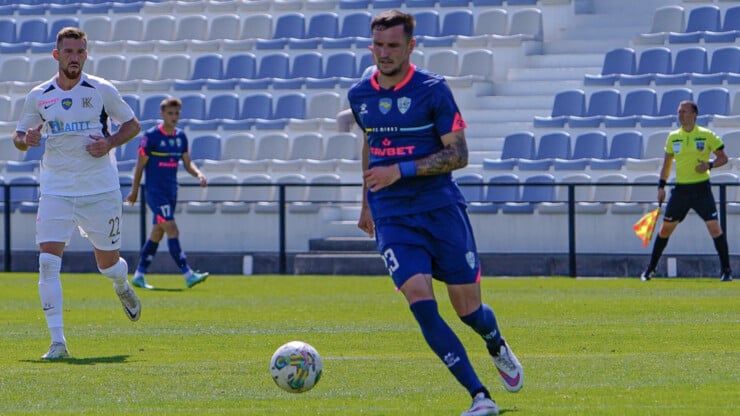 Минай залишли ще два виконавці