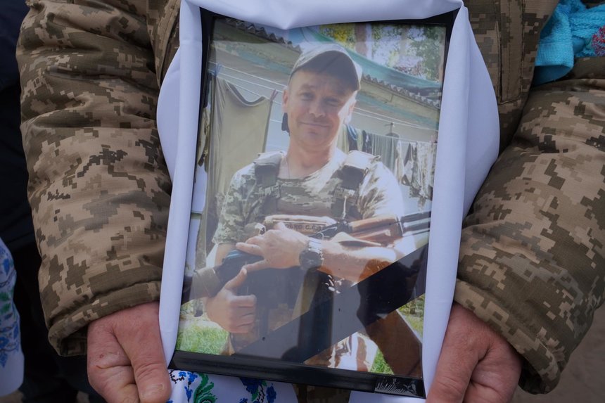 Новини Вінниці / На Вінниччині попрощались із загиблим захисником Сергієм Собком