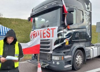Польські перевізники продовжують блокувати кордон з Україною | АВТО НОВИНИ |