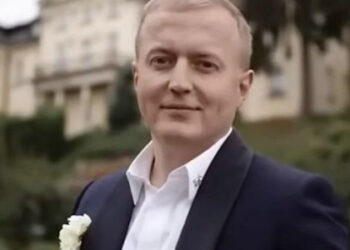 Родина експрокурора Ільницького, якого оголосили в розшук, замовила рекламу в медіа про допомогу ЗСУ