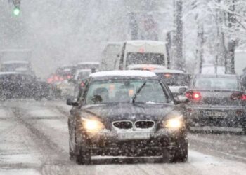 Що робити водіям Дніпра при першому снігопаді та морозах | АВТО НОВИНИ |