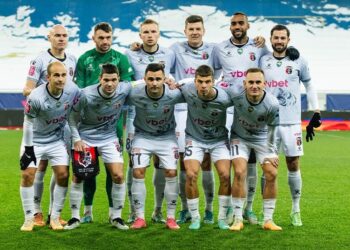 Стало відомо, чи знайшов Верес гроші на збори в Туреччині | Футбол |
