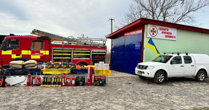 Підрозділ пожежної охорони на териорії Білозерської громади. Фото: Херсонська ОВА/Telegram.